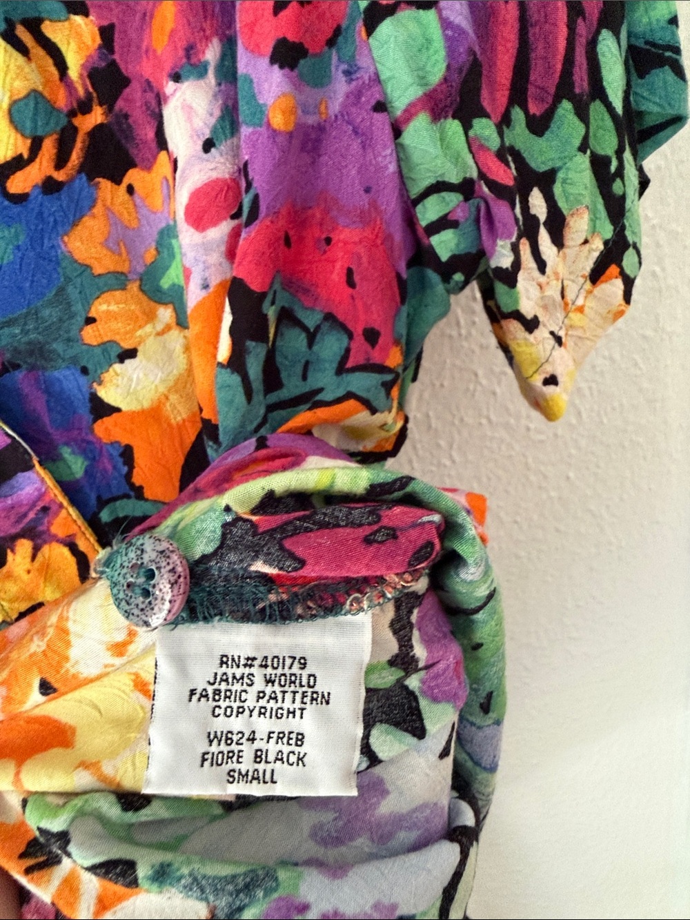 Jams World Tropical Hawaiian Floral Short Sleeve Colorful Button-Up Shirt Small - Picture 7 of 8